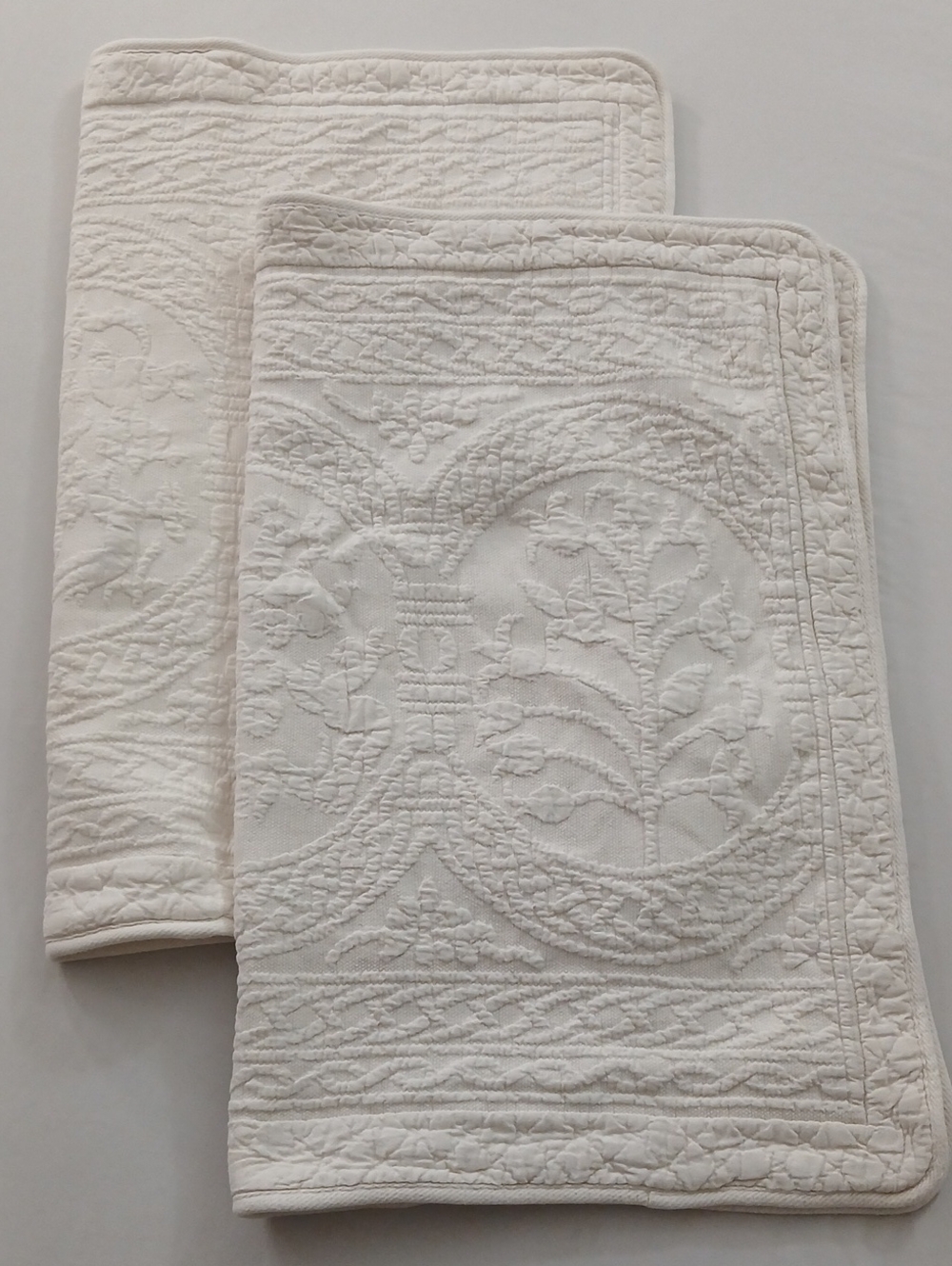 Williamsburg Sham Set - Picture 2 of 16